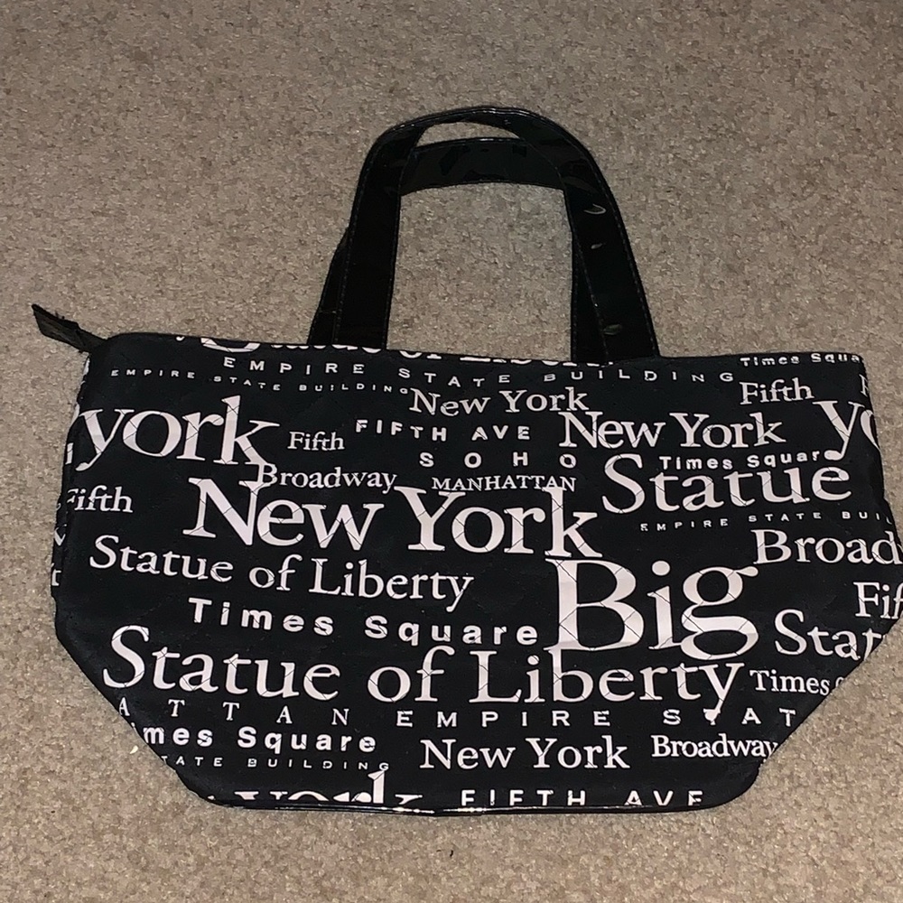 Pocket book with New York written on it